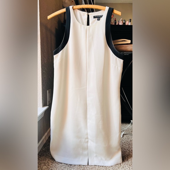 Banana Republic Dresses & Skirts - White dress